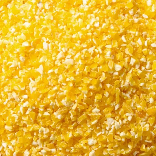 100 SACS DE 3 KG DE MAïS CONCASSE POUR LES  VOLAILLES